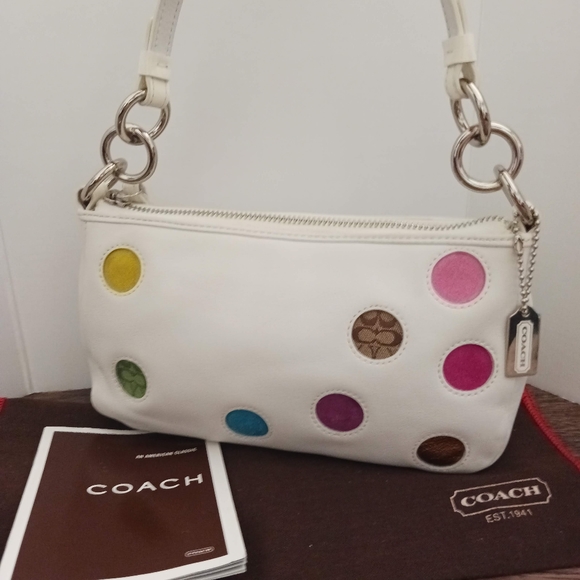 COACH 3677 - Y2K White Leather Mini Dot Baguette Handbag w/ Strap - Ltd. Edition - Picture 10 of 16